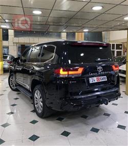 تويوتا لاندكروزر